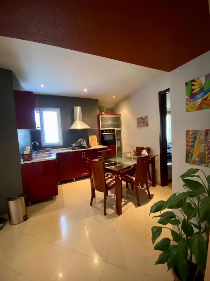Opera Apartment Tbilissi Extérieur photo